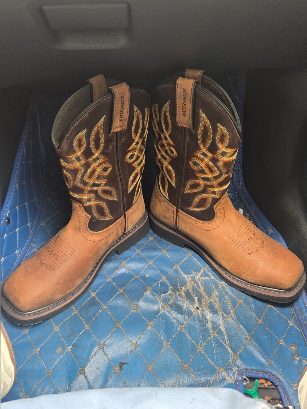84 BOOTS BANDERA WELLINGTON Waterproof & Slip Resistant Boots
